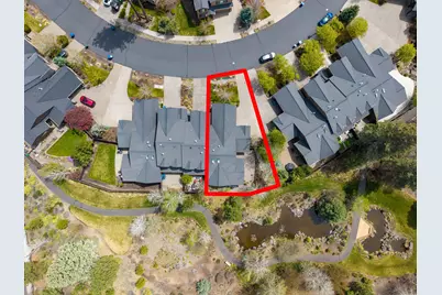 60275 Addie Triplett Loop, Bend, OR 97702 - Photo 32