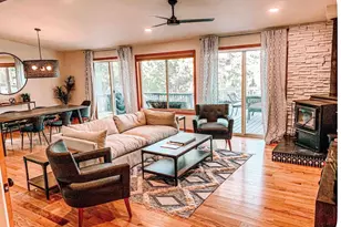 18984 Shoshone Rd, Bend, OR 97702 - Photo 2