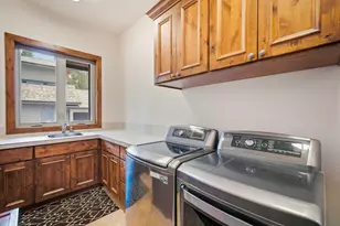 56328 Fireglass Loop, Bend, OR 97707 - Photo 52