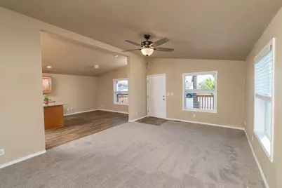 472 SE 7th Street, Madras, OR 97741 - Photo 4