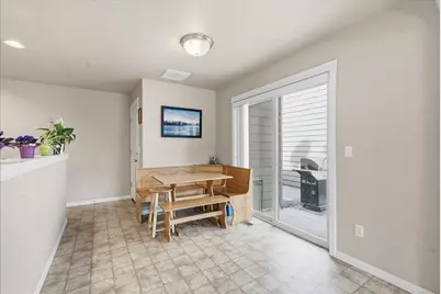 437 NW 27th Street, Redmond, OR 97756 - Photo 12