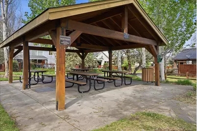 437 NW 27th Street, Redmond, OR 97756 - Photo 34
