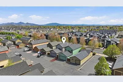 437 NW 27th Street, Redmond, OR 97756 - Photo 36
