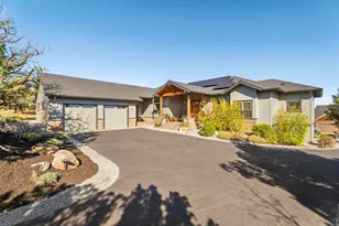 628 Highland Meadow Loop, Redmond, OR 97756 - Photo 2