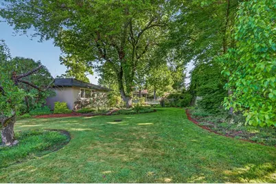 2892 Banner Court, Medford, OR 97504 - Photo 32