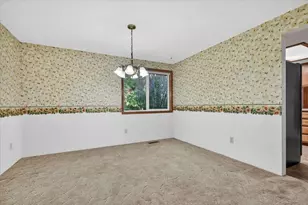 2892 Banner Ct, Medford, OR 97504 - Photo 8