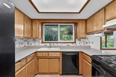 2892 Banner Court, Medford, OR 97504 - Photo 10