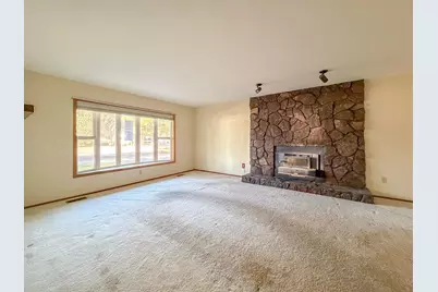 15972 Sunrise Boulevard, La Pine, OR 97739 - Photo 8