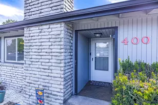 400 Morningside St, Medford, OR 97501 - Photo 2