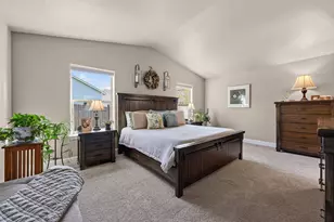 3023 NE Red Oak Dr, Bend, OR 97701 - Photo 14