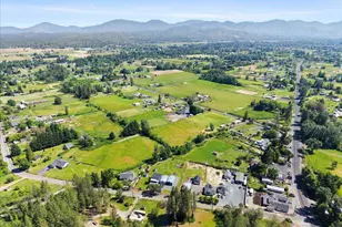 1807 Rounds Ave, Grants Pass, OR 97527 - Photo 36