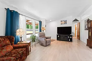 1807 Rounds Ave, Grants Pass, OR 97527 - Photo 8