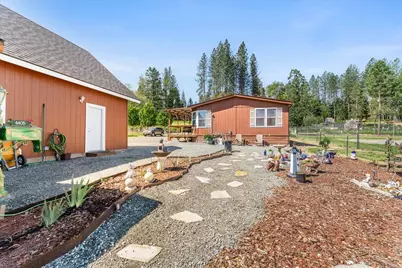 1807 Rounds Avenue, Grants Pass, OR 97527 - Photo 28