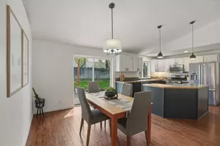 764 NE Tierra Rd, Bend, OR 97701 - Photo 10