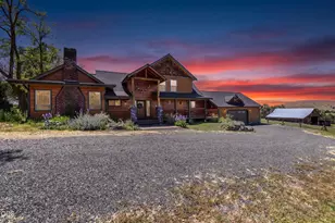 26608 Adam Rd, Canyon City, OR 97820 - Photo 2