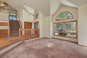 60309 Tall Pine Ave, Bend, OR 97702 - Photo 10