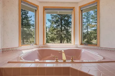 60309 Tall Pine Avenue, Bend, OR 97702 - Photo 44