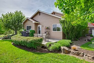 983 Old Stage Rd, Central Point, OR 97502 - Photo 58