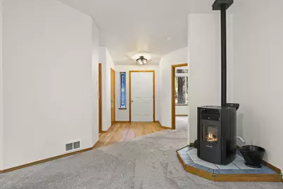 14485 Mountain View Loop, Sisters, OR 97759 - Photo 12