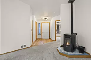 14485 Mountain View Loop, Sisters, OR 97759 - Photo 12