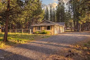 14485 Mountain View Loop, Sisters, OR 97759 - Photo 2