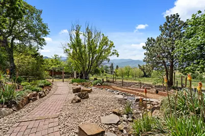 2140 N Valley View Road, Ashland, OR 97520 - Photo 34