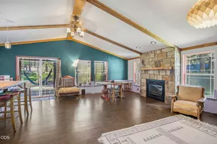 16878 Jacinto Rd, Bend, OR 97707 - Photo 4