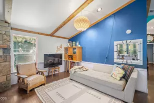 16878 Jacinto Rd, Bend, OR 97707 - Photo 10