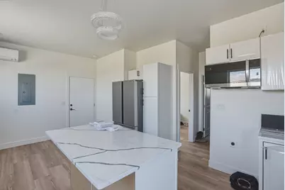 124 W Antler Avenue, Redmond, OR 97756 - Photo 16