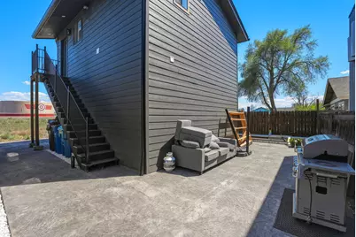 124 W Antler Avenue, Redmond, OR 97756 - Photo 36