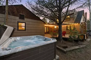 714 NE 10th St, Bend, OR 97701 - Photo 40