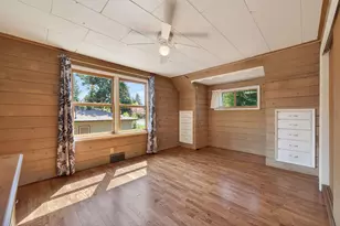 714 NE 10th St, Bend, OR 97701 - Photo 32
