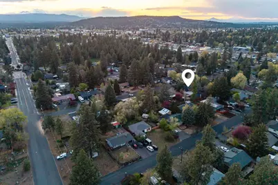 714 NE 10th Street, Bend, OR 97701 - Photo 46