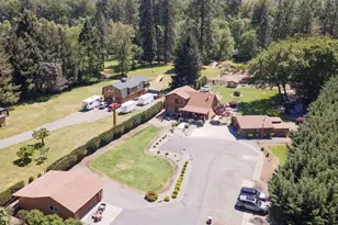 8110 New Hope Rd, Grants Pass, OR 97527 - Photo 4