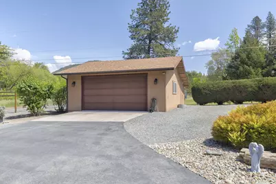 8110 New Hope Road, Grants Pass, OR 97527 - Photo 36