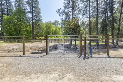 8110 New Hope Road, Grants Pass, OR 97527 - Photo 58