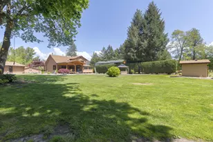 8110 New Hope Rd, Grants Pass, OR 97527 - Photo 56