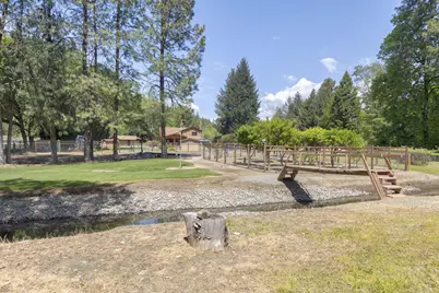 8110 New Hope Road, Grants Pass, OR 97527 - Photo 68