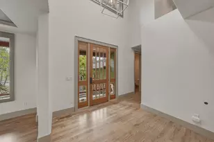 240 NW Skyliner Summit Loop, Bend, OR 97703 - Photo 6