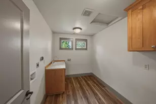 240 NW Skyliner Summit Loop, Bend, OR 97703 - Photo 54