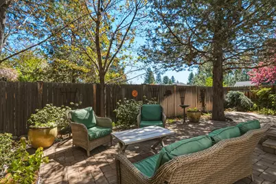 19827 Powers Road, Bend, OR 97702 - Photo 30