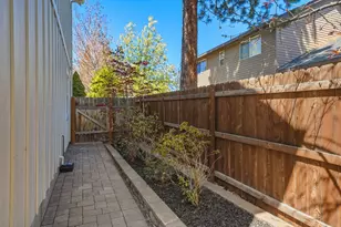 19827 Powers Rd, Bend, OR 97702 - Photo 34