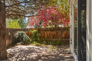 19827 Powers Rd, Bend, OR 97702 - Photo 32