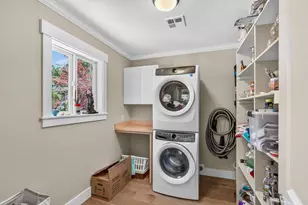 746 C St, Ashland, OR 97520 - Photo 22