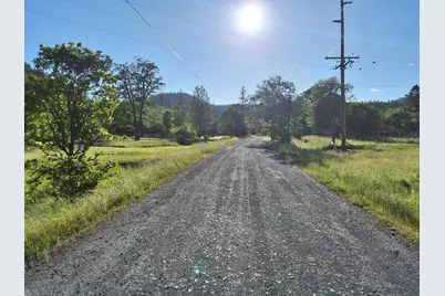 727 Wilderville Lane, Grants Pass, OR 97527 - Photo 4
