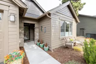 51833 Fordham Dr, La Pine, OR 97739 - Photo 2