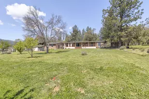 2655 Cady Rd, Jacksonville, OR 97530 - Photo 36
