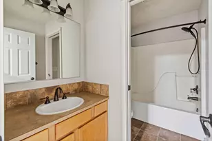 1929 NW Monterey Pines Dr, Bend, OR 97703 - Photo 30