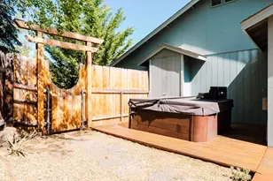 3169 NE Elizabeth Ct, Bend, OR 97701 - Photo 6