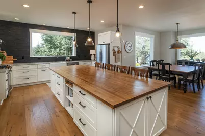 23160 Rickard Road, Bend, OR 97702 - Photo 8